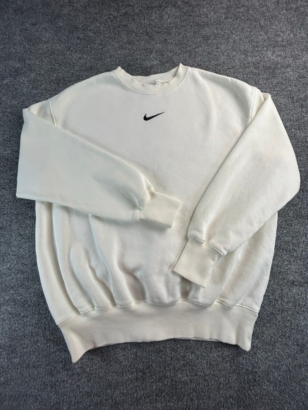 Nike Center Swoosh Fleece Crewneck Sweatshirt Cream Off White Men's Size Small